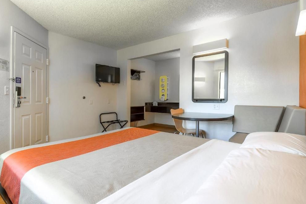 ENJOY OUR VERY COMFORTABLE GUEST ROOMS